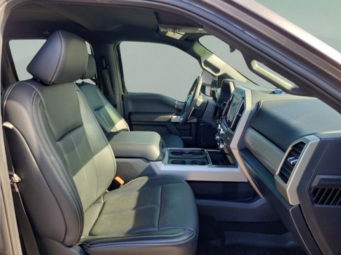 Certified 2022 Ford F350 Lariat w/ Black Appearance Package image 26