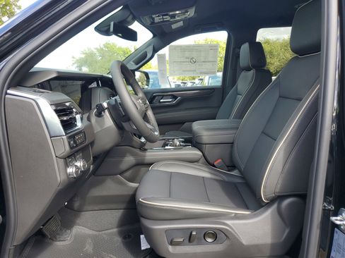 New 2026 GMC Yukon Elevation image 9