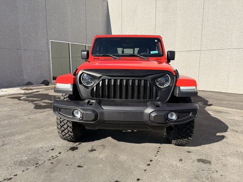 Used 2024 Jeep Gladiator Sport image 30