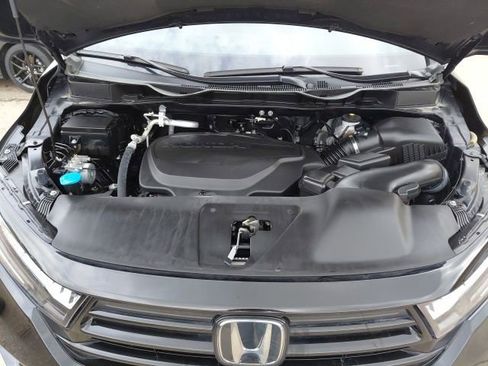 Used 2023 Honda Odyssey Sport image 40