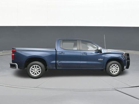 Used 2019 Chevrolet Silverado 1500 LT w/ Texas Edition image 18