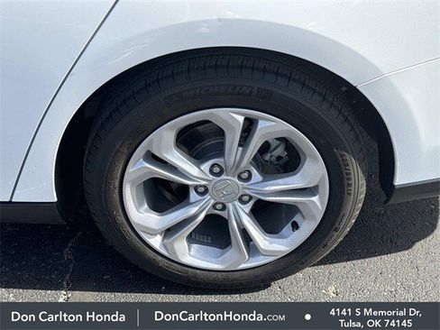 Certified 2025 Honda Accord LX image 25