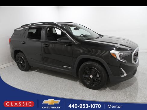 Certified 2020 GMC Terrain SLE w/ Driver Convenience Package AWD/4WD image 1