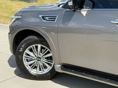 Used 2019 INFINITI QX80 Luxe image 11