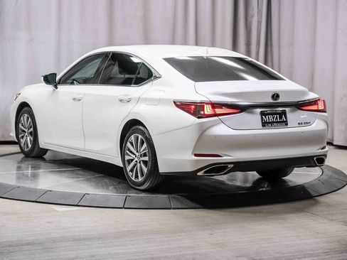 Used 2019 Lexus ES 350 image 2