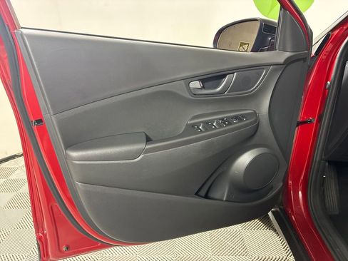 Used 2019 Hyundai Kona SEL image 25