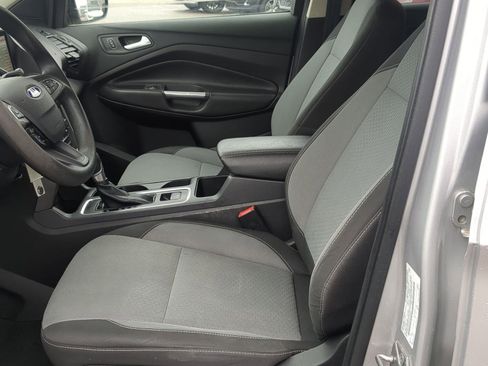 Used 2017 Ford Escape SE w/ Equipment Group 201A image 20