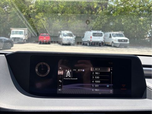 Used 2019 Lexus ES 350 F Sport w/ Accessory Package 2 FWD image 31