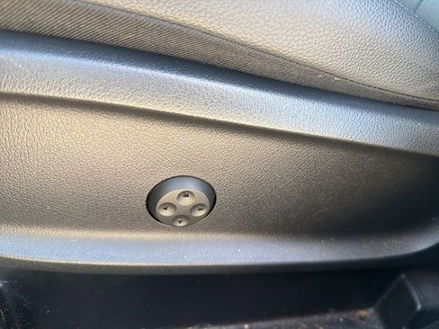 Used 2024 Mercedes-Benz GLA 250 image 17