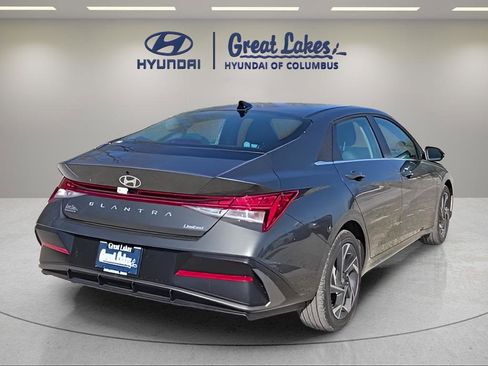 New 2026 Hyundai Elantra Limited FWD image 6