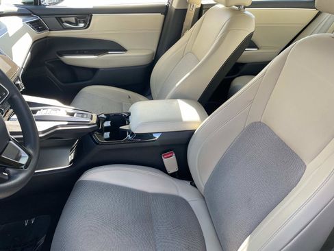 Used 2018 Honda Clarity Plug-In Hybrid image 16