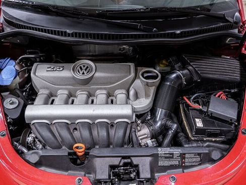 Used 2008 Volkswagen Beetle SE FWD image 26