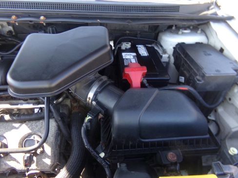 Used 2010 Ford Edge Limited image 37