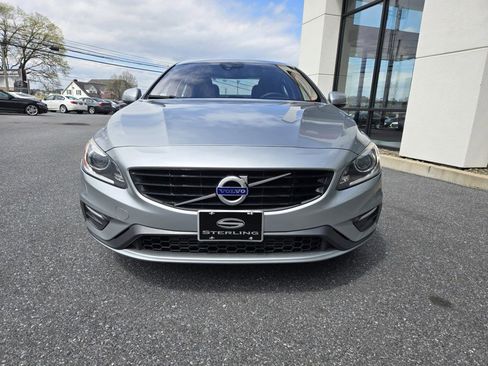 Used 2017 Volvo S60 T5 Dynamic image 1