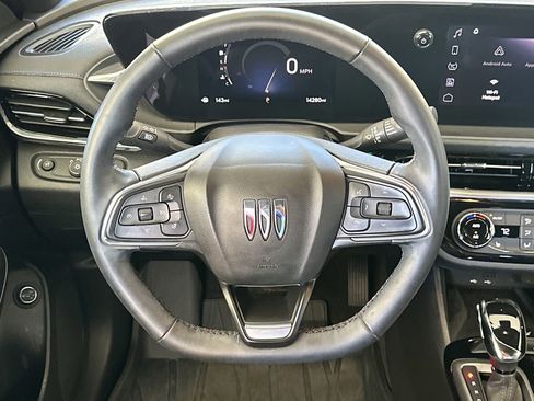 Certified 2024 Buick Envista Sport Touring w/ Convenience I Package image 18
