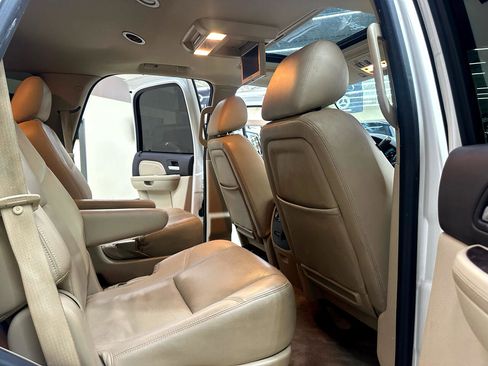 Used 2012 GMC Yukon Denali image 41