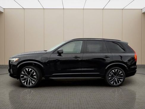 New 2026 Volvo XC90 T8 Ultra w/ Protection Package Premier image 5