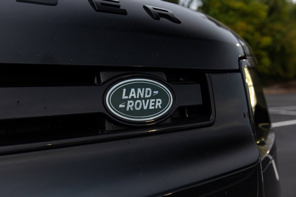 Used 2025 Land Rover Defender 110 S AWD/4WD image 14