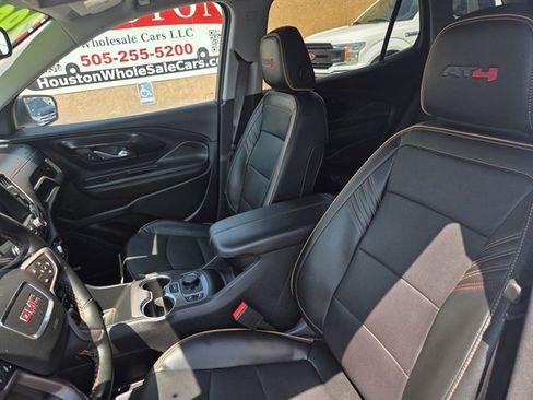Used 2024 GMC Terrain AT4 w/ Infotainment Package II AWD/4WD image 8