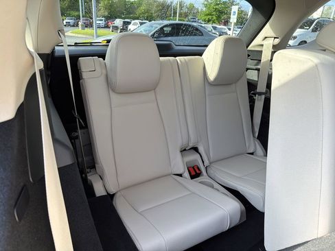 Certified 2025 Mercedes-Benz GLE 350 4MATIC image 17