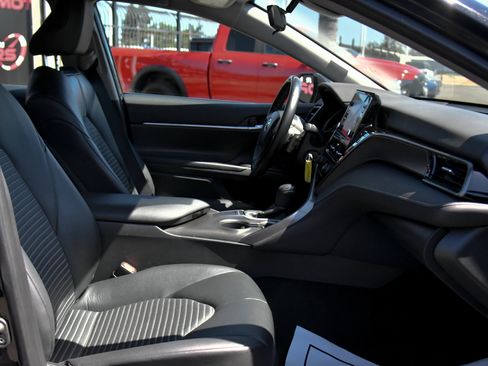 Used 2023 Toyota Camry SE FWD image 41