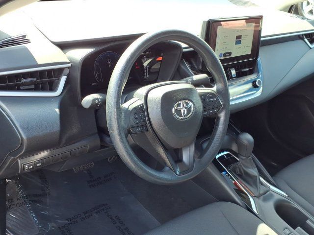 Used 2026 Toyota Corolla LE FWD image 17