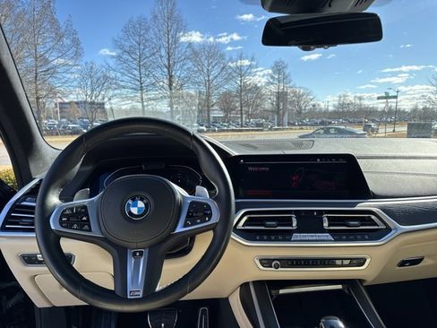 Used 2021 BMW X7 xDrive40i w/ M Sport Package image 14