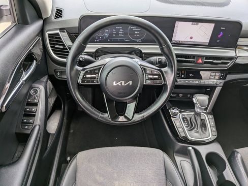 Certified 2024 Kia Seltos S AWD/4WD image 15