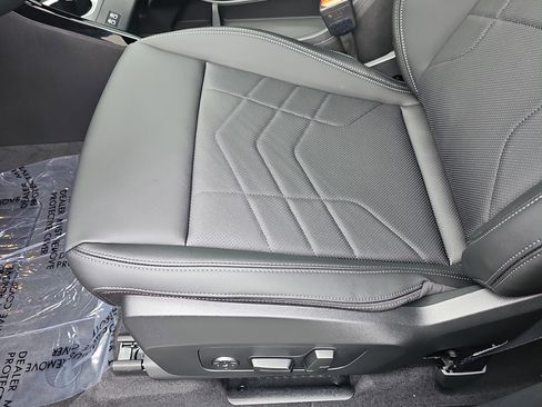 New 2025 BMW X1 xDrive28i w/ Technology Package image 30