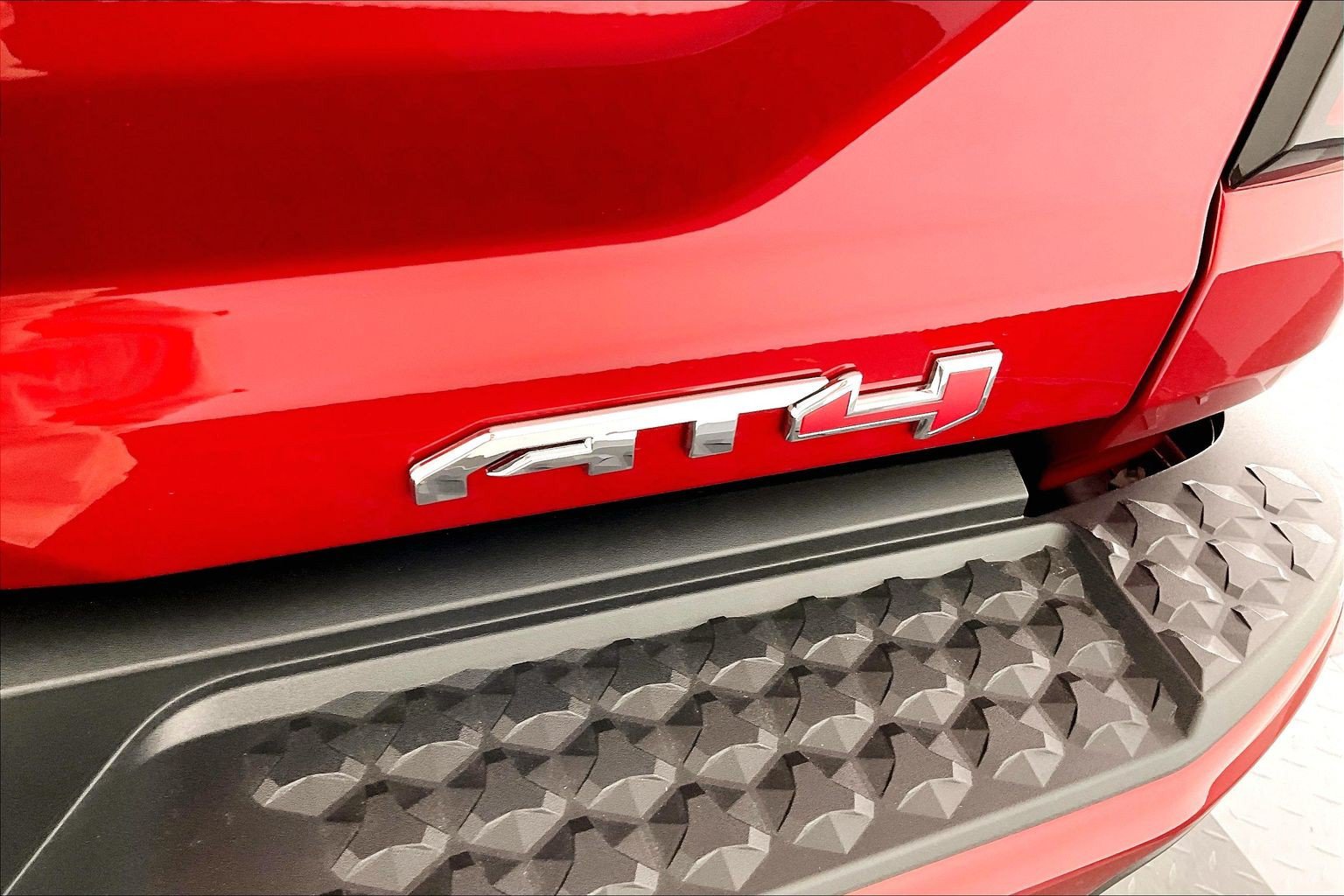 New 2026 GMC Canyon AT4 AWD/4WD image 17