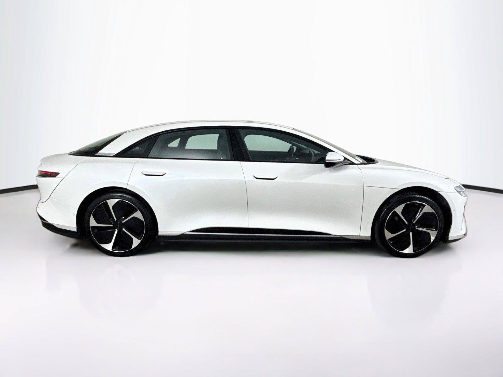 Used 2025 Lucid Air Pure RWD image 7