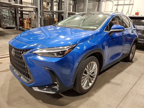 Used 2025 Lexus NX 350 350 Luxury image 2