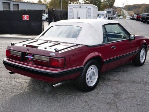 Used 1989 Ford Mustang LX image 22