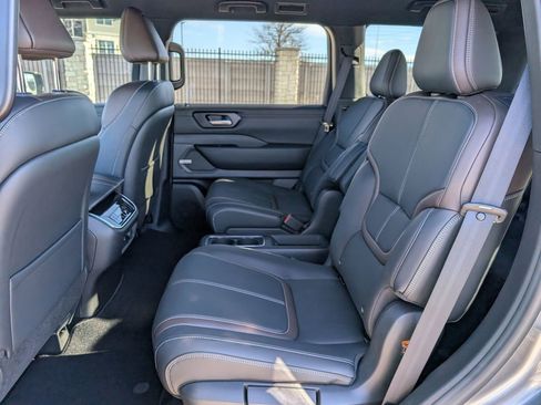New 2026 Nissan Armada SL w/ Captain's Chari Seat Package RWD image 19