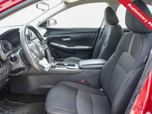 Used 2025 Nissan Sentra SV w/ Trunk Package FWD image 14