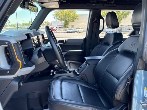 Used 2022 Ford Bronco Badlands AWD/4WD image 5