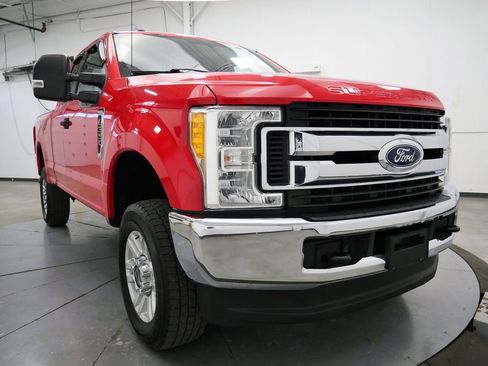 Used 2017 Ford F350 XLT AWD/4WD image 38