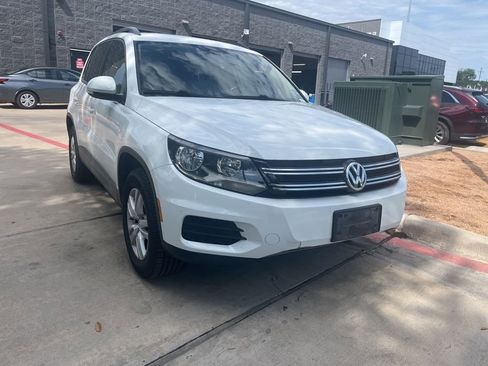 Used 2017 Volkswagen Tiguan S AWD/4WD image 2