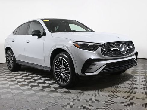 Certified 2025 Mercedes-Benz GLC 300 4MATIC image 9