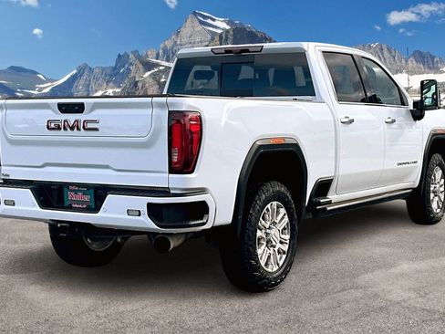 Used 2023 GMC Sierra 3500 Denali w/ Denali Ultimate Package AWD/4WD image 2