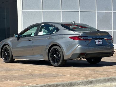 New 2026 Toyota Camry SE FWD image 6