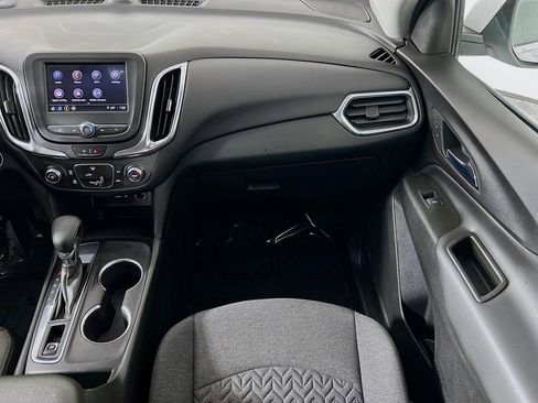 Used 2022 Chevrolet Equinox LT image 21
