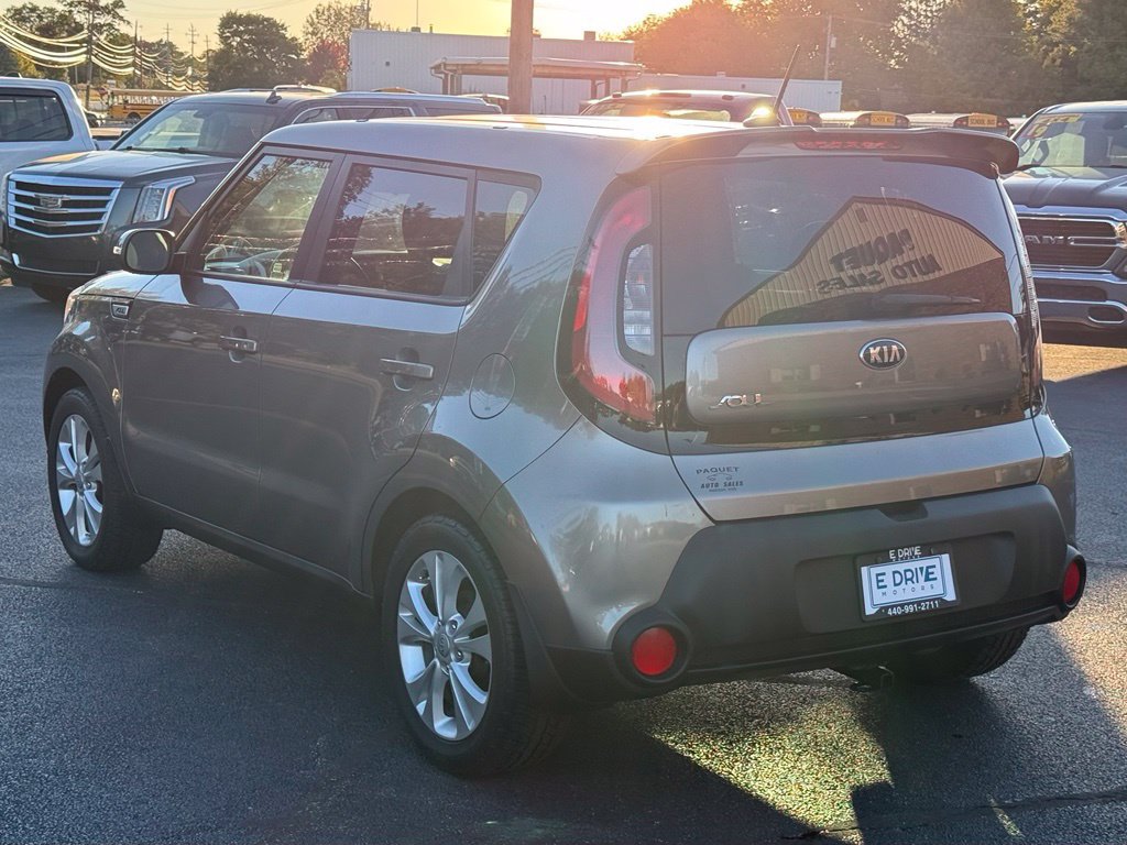 Used 2014 Kia Soul + FWD image 10