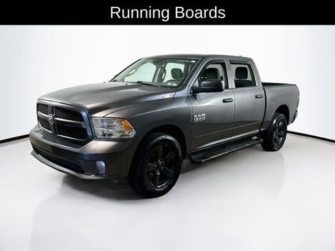 Used 2016 RAM 1500 Express AWD/4WD image 3