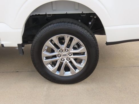 Used 2026 Ford F150 Lariat w/ Equipment Group 501A Mid AWD/4WD image 17