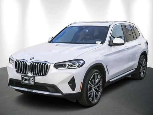 Certified 2023 BMW X3 sDrive30i w/ Convenience Package image 3