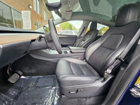 Used 2023 Tesla Model Y Long Range image 34