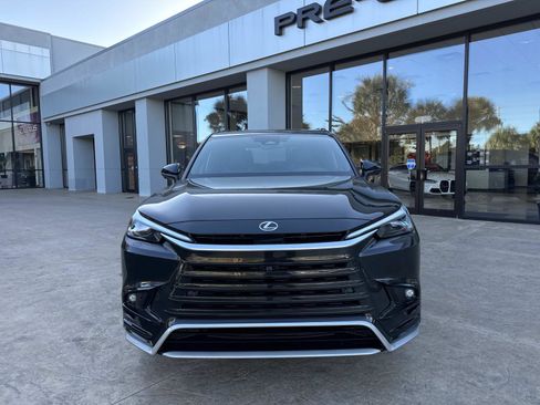 New 2026 Lexus TX 500h AWD image 8