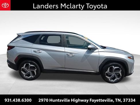 Used 2024 Hyundai Tucson SEL FWD image 2