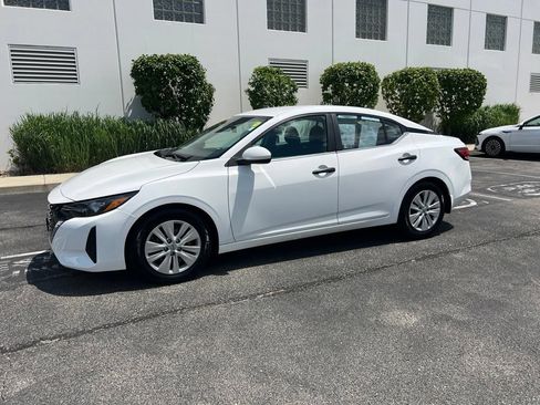 Used 2024 Nissan Sentra S FWD image 44